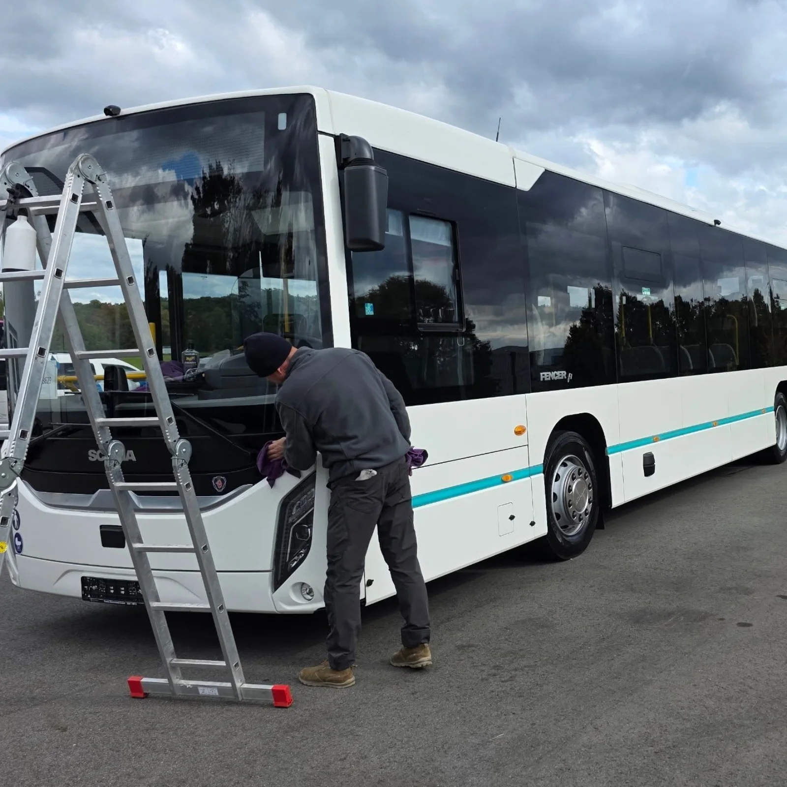 Fuhrpark- & Flottenaufbereitung bei VELAR in Chemnitz und Zwickau