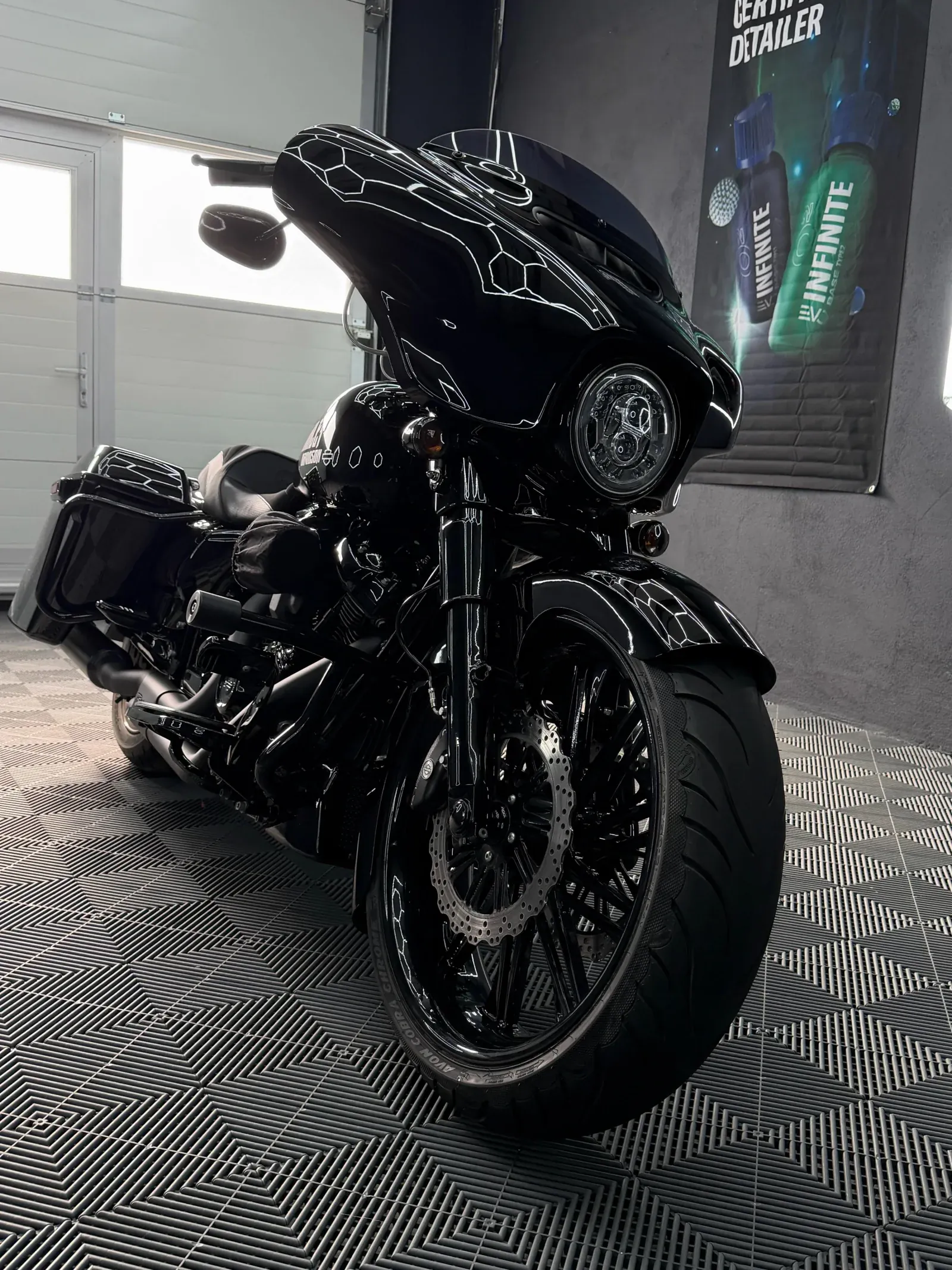 Motorrad-Aufbereitung bei VELAR in Chemnitz und Zwickau