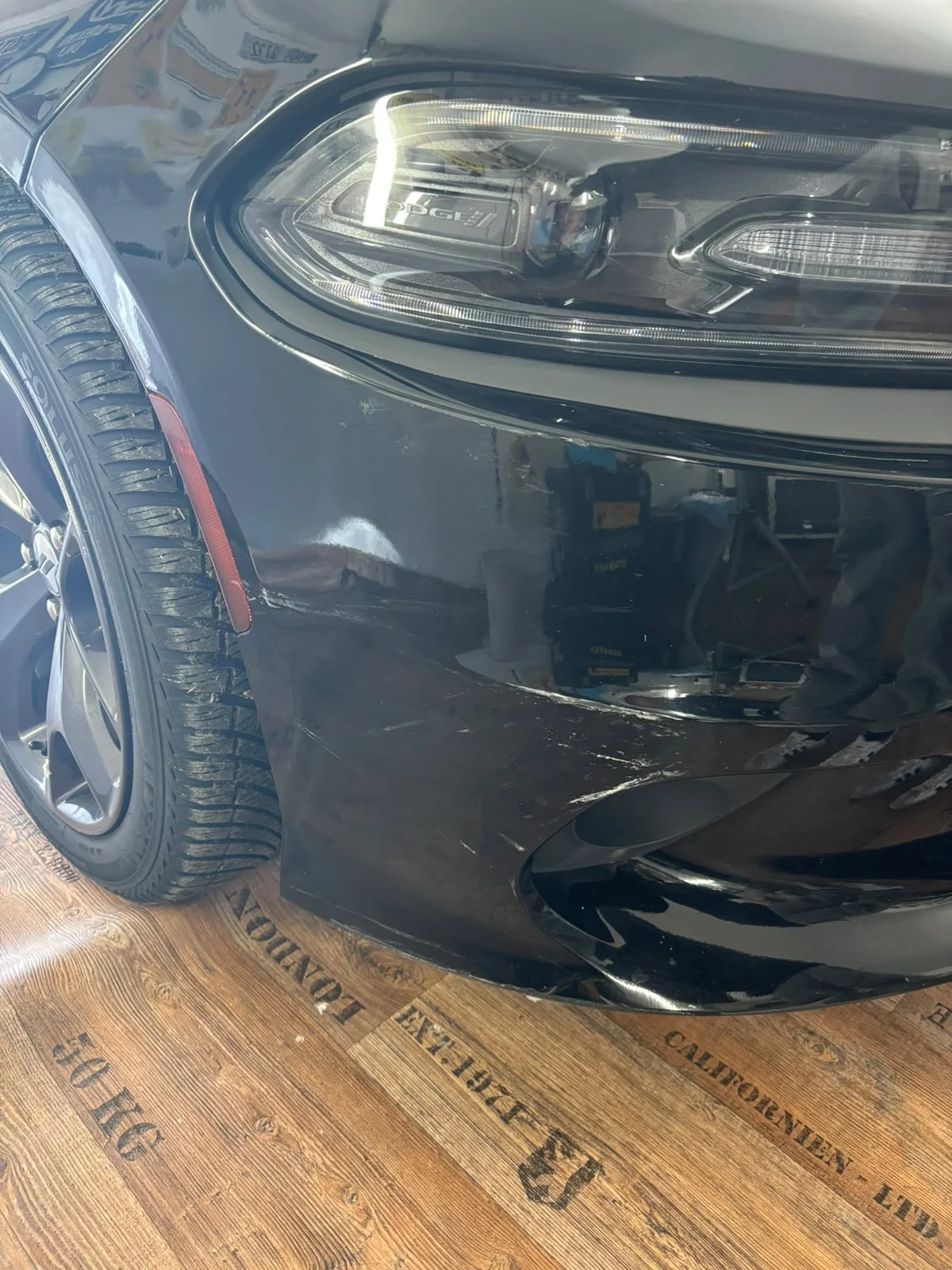 Smart Repair Referenz 3 von VELAR